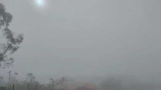 Inverno começa com frio intenso em várias cidades de Minas