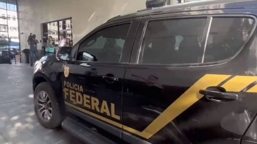 Investigadores prenderam Maxwell na manhã desta segunda-feira (24)