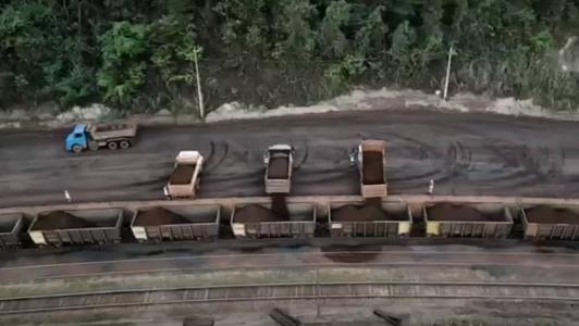 Investimento de R$ 2 bilhões em nova ferrovia pode desafogar trânsito de caminhões em estradas mineiras