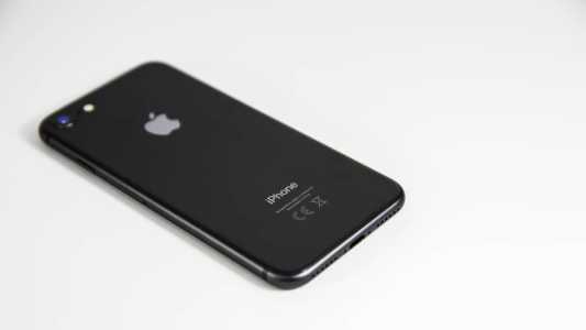 iPhone 8 é um dos modelos que deixa de ser atualizado pela Apple com a chegada do iOS 17
