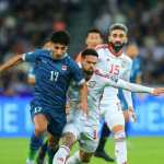 Iraque marca no fim, vira sobre Emirados Árabes e segue em busca de vaga na Copa