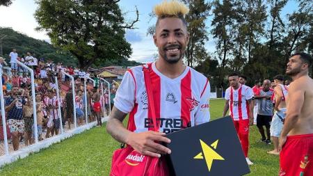 Irmão do atacante Bruno Henrique, Juninho Neymar foi o destaque do duelo em Santa Luzia