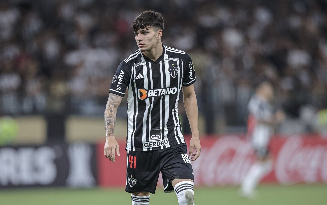 Após novela, Atlético anuncia renovação de contrato do jovem atacante Isaac