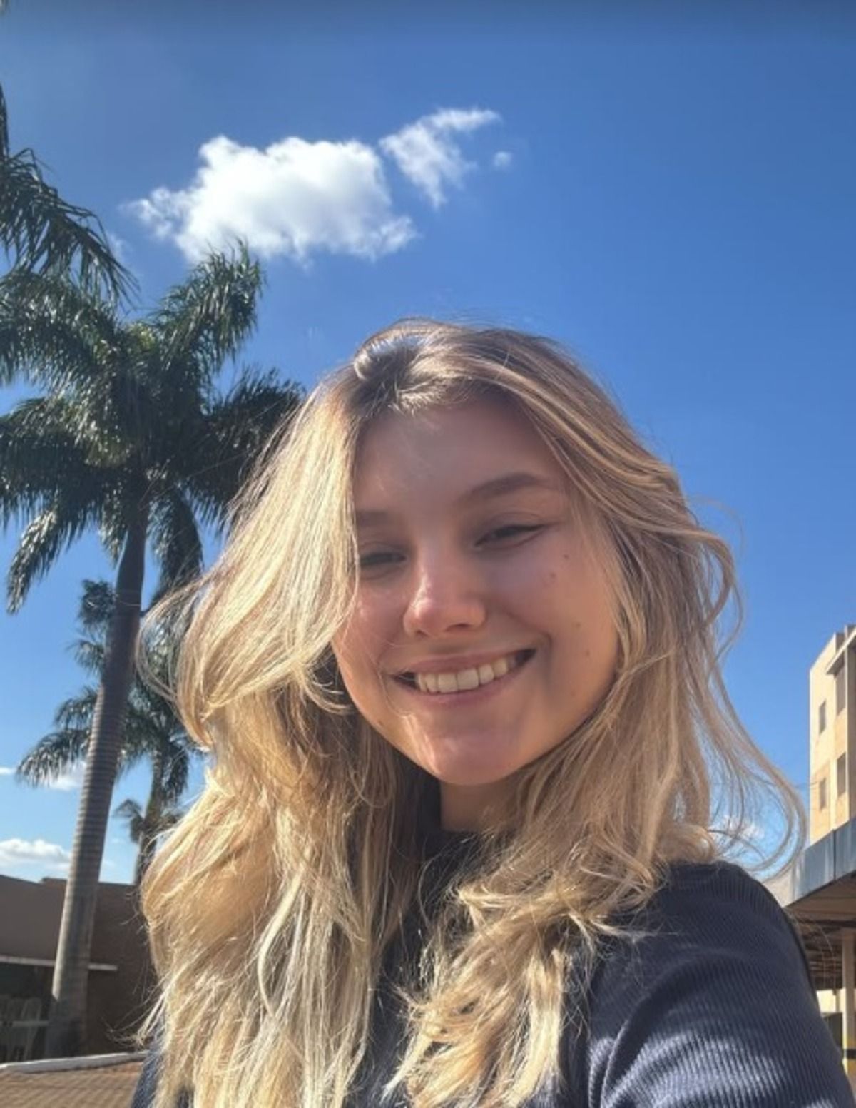 Isabel Veloso lamenta perda do cabelo em novo tratamento contra o câncer: 'Vou sentir falta'