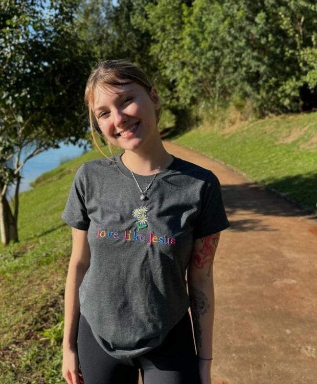 Com câncer terminal, Isabel Veloso vira embaixadora de marca de produtos à base de cannabis