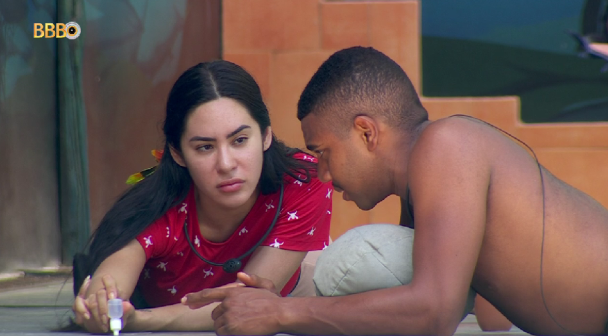 BBB 24: Davi e Isabelle recebem 'toque' sobre o Big Fone