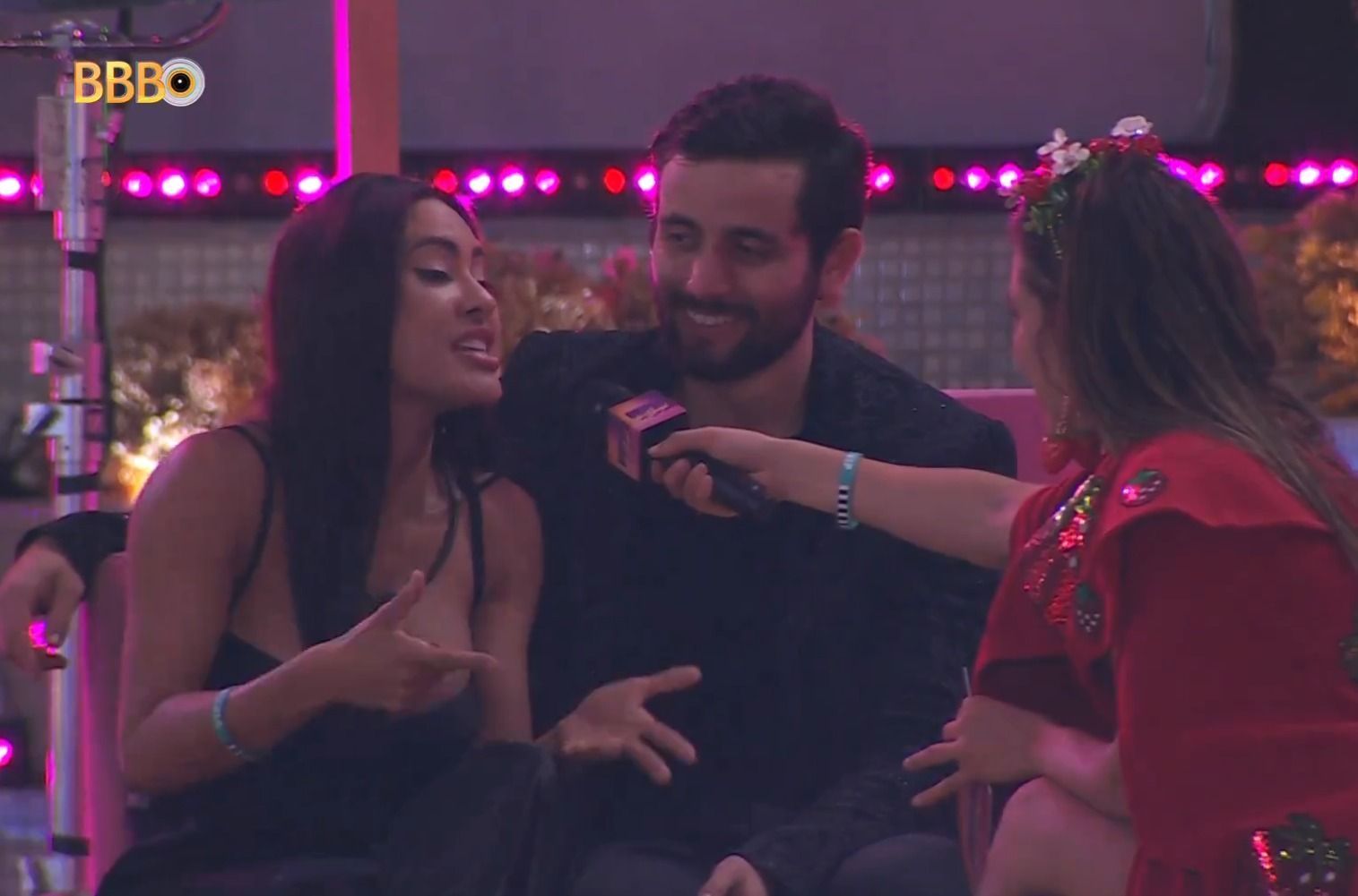 BBB 24: em clima de flerte, Isabelle e Matteus falam sobre aproximação na casa