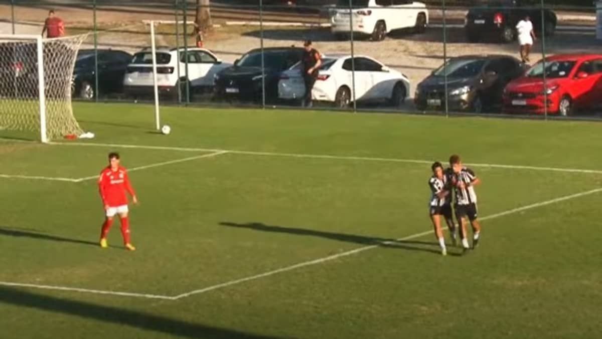 Atlético vence o Inter em BH, mas dá adeus ao Brasileirão Sub