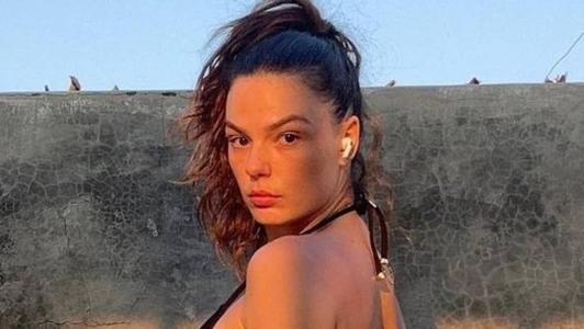 Isis Valverde teve imagens modificadas vazadas na web