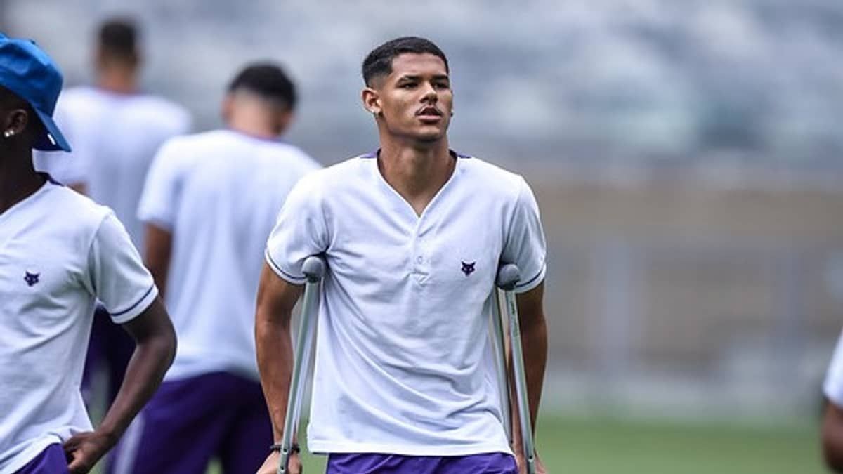 Cruzeiro: técnico rasga elogios a destaque do sub-20 e torce por retorno