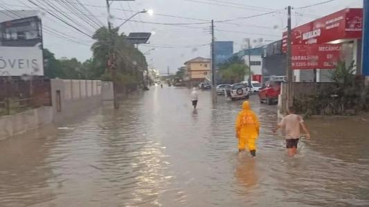 Chuva intensa atingiu a Grande Florianópolis ontem