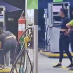Justiça aciona posto de combustíveis que obriga funcionárias a usarem legging e cropped