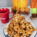 Pipoca caramelizada com paçoca: aprenda a receita para arrasar no arraiá