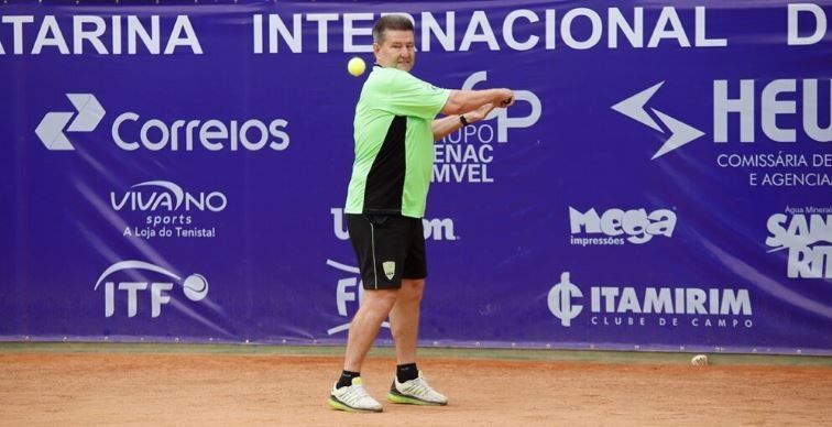Pai de Vitor Kley integrou top 100 do tênis e foi 'campeão mundial’; relembre