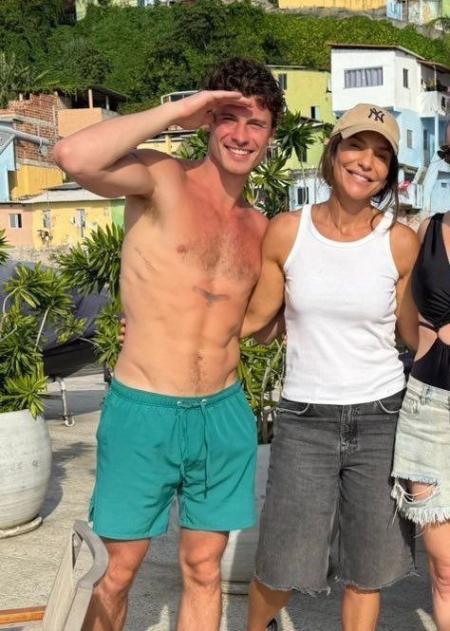 Ivete Sangalo leva Shawn Mendes para conhecer pontos turísticos de Salvador