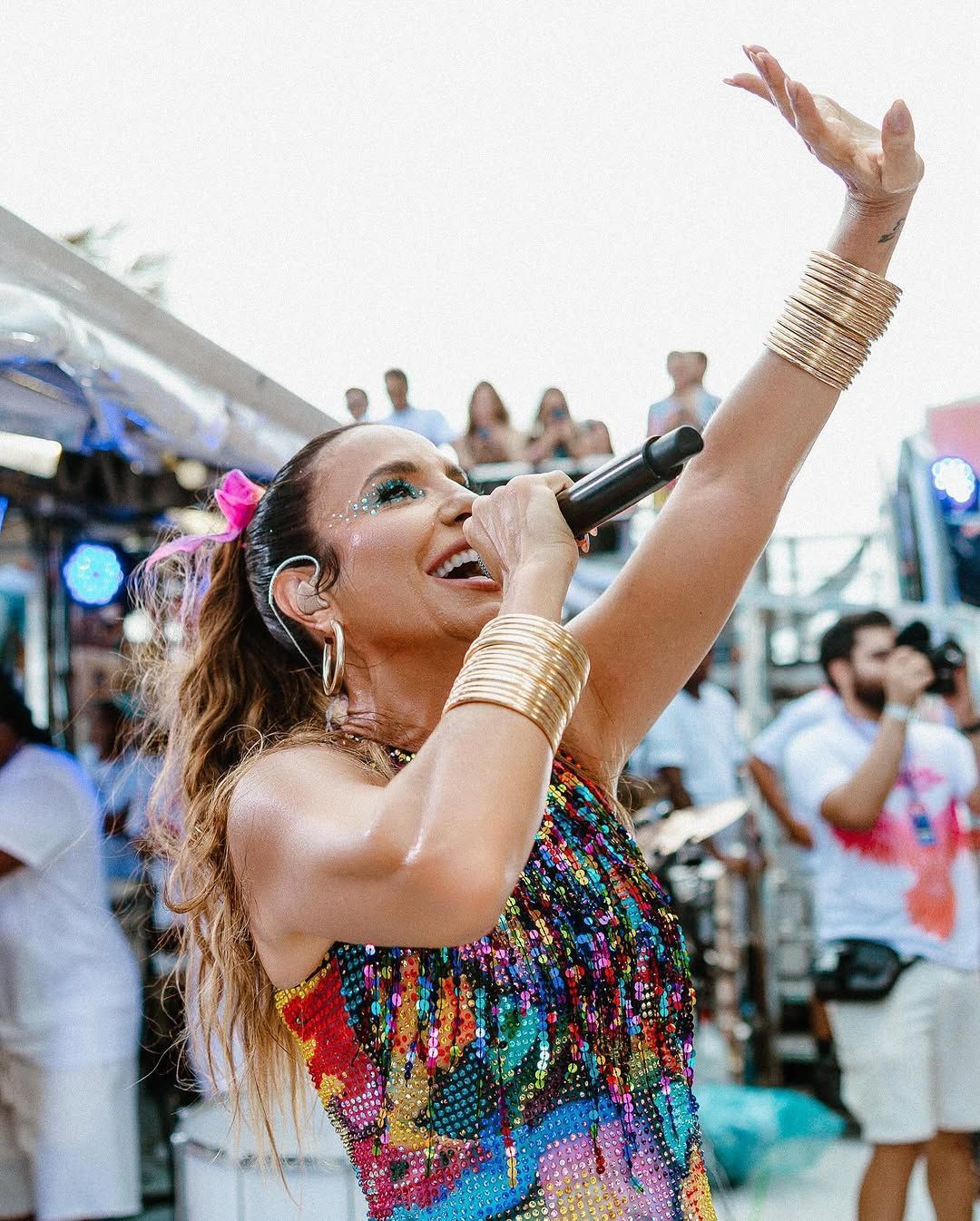 Desfile das Campeãs do RJ terá show de abertura com Ivete Sangalo e Iza