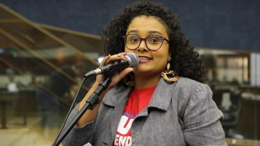 Iza Lourença anunciou que bancada do Psol pretende judicializar veto à linguagem neutra