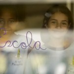 Quem faz a educação?