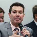 Primeiras portarias que autorizam Minha Casa, Minha Vida já estão assinadas, diz ministro