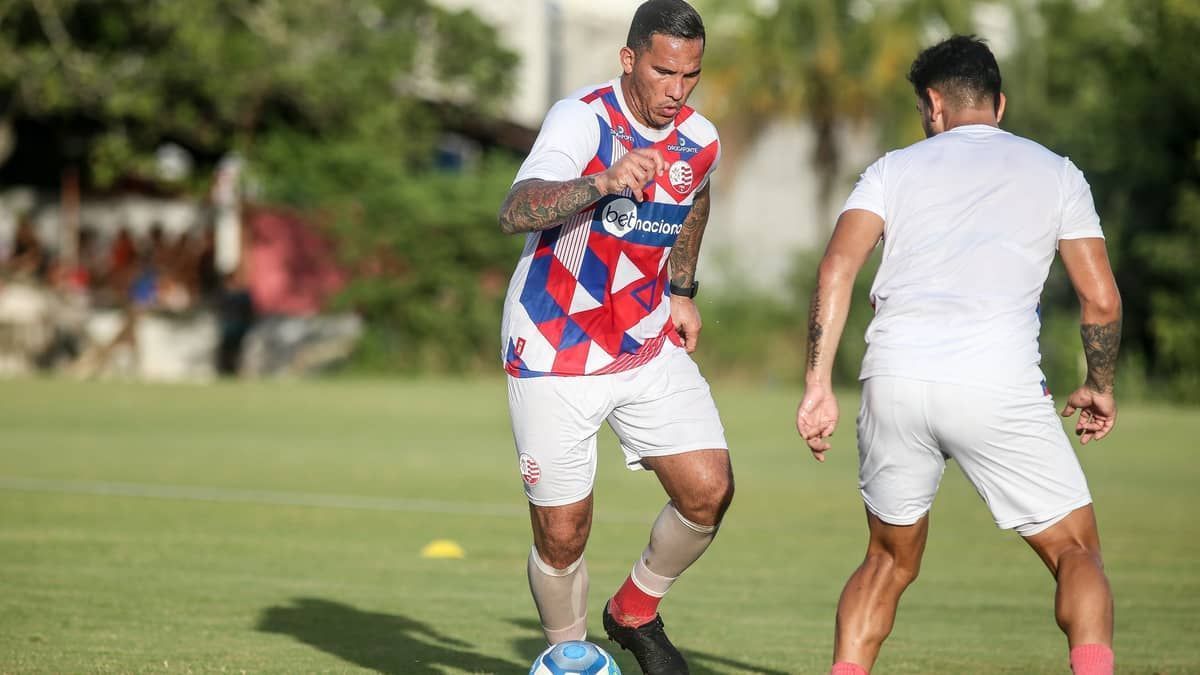 Náutico x São José-RS: veja prováveis escalações para jogo da Série C