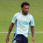 Jailson tem nova lesão no joelho e vira desfalque no Palmeiras