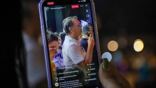 Jair Bolsonaro é alvo de investigação da Polícia Federal (PF) suspeito de importunar baleia-jubarte em São Paulo