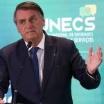 Defesa de Bolsonaro entrega 3ª caixa de joias recebidas da Arábia Saudita