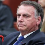 STF tem maioria para manter decisão de Moraes contra Bolsonaro, e ex-presidente segue com tornozeleira eletrônica