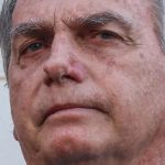 Bolsonaro nega intenção de fugir do país por embaixada dos EUA