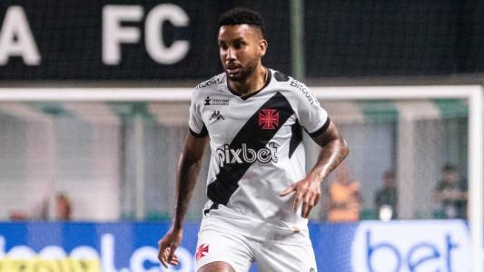 Jair em ação pelo Vasco
