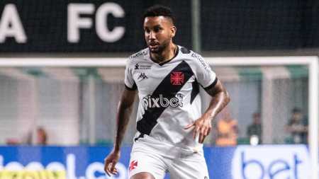 Jair em ação pelo Vasco