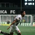 Jair se torna herói improvável do Vasco e pode ganhar mais chances com Ramón Díaz
