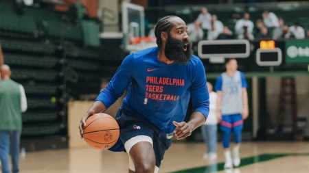 James Harden, ala-armador do Philadelphia 76ers