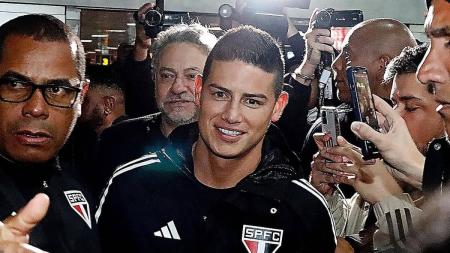 James Rodríguez já está no Brasil para defender o São Paulo