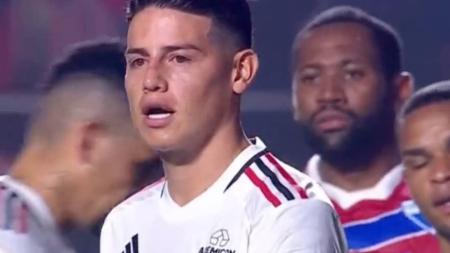James Rodríguez perde mais um pênalti pelo São Paulo
