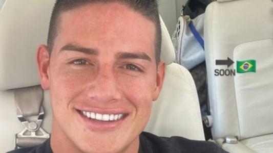 James Rodriguez postou foto no avião que o trouxe ao Brasil