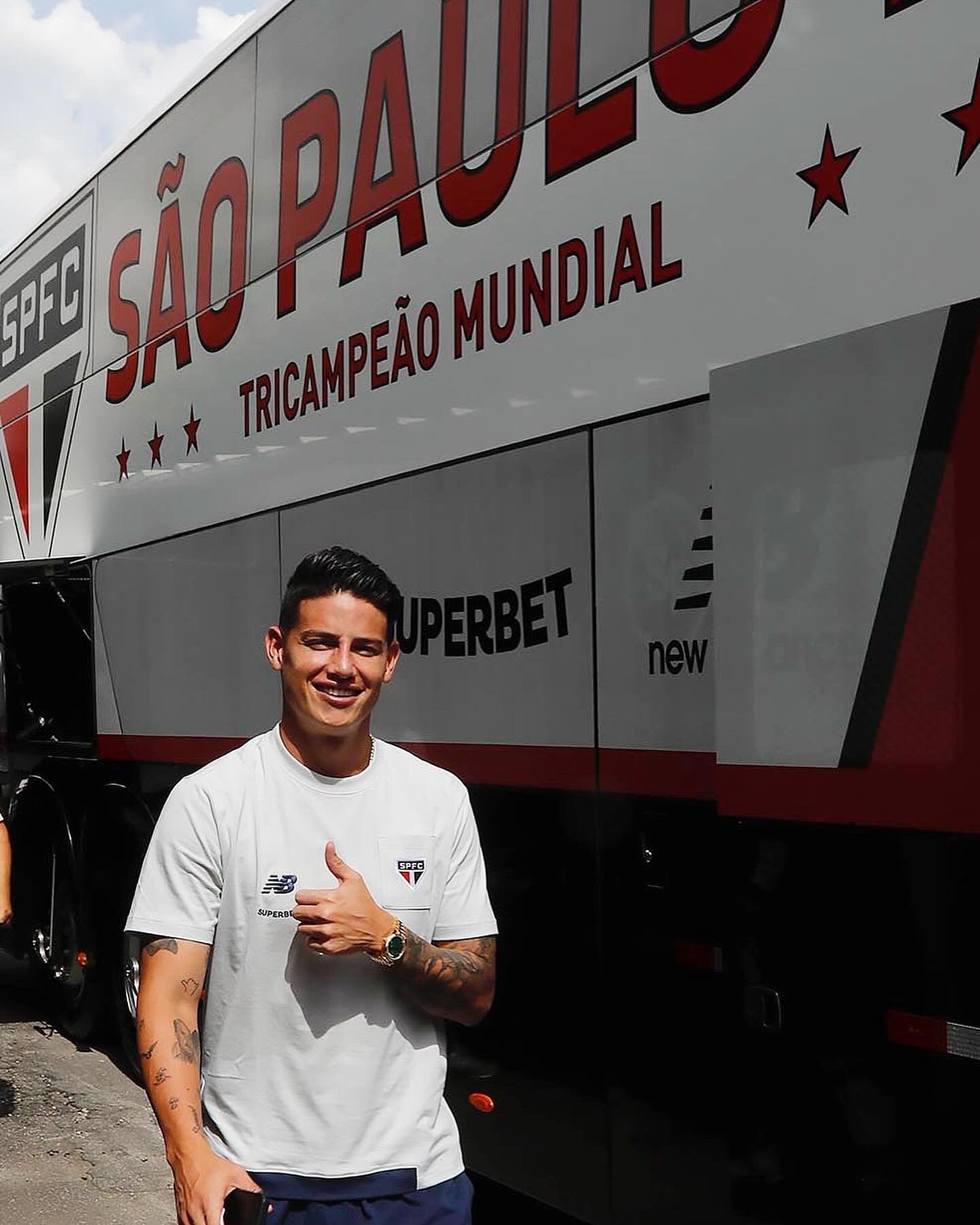 São Paulo toma decisão sobre James Rodríguez, e meia é liberado de reapresentação