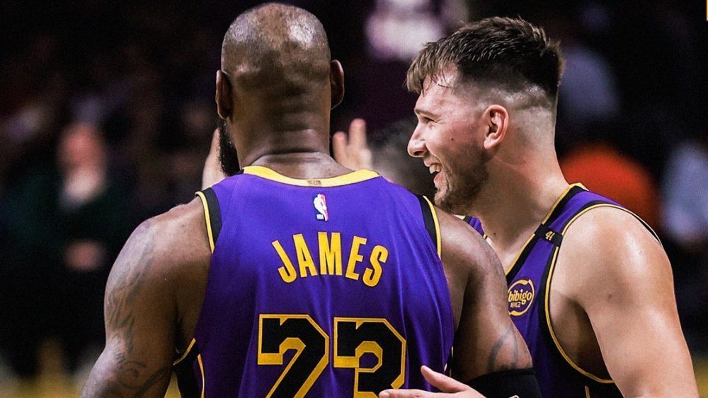 Luka Doncic reencontra Mavericks e comanda vitória dos Lakers na NBA