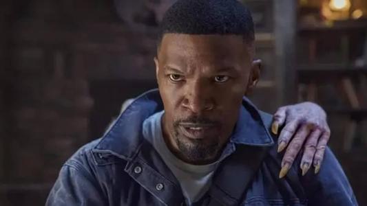 Jamie Foxx no filme 'Dupla Jornada' da Netflix