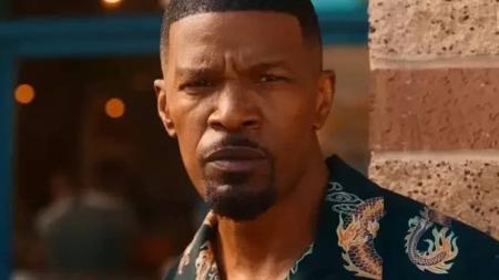 Jamie Foxx no filme 'Dupla Jornada' da Netflix