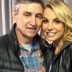 Pai de Britney Spears está ‘gravemente doente’, diz site