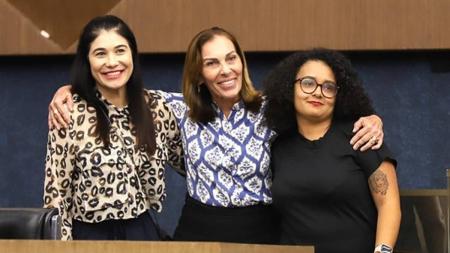 Janaína Cardoso, Professora Marli e Iza Lourença compõem comissão processante em processo que envolve presidente da CMBH