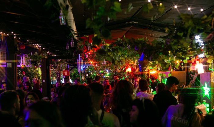 Bares e restaurantes são uma boa opção para quem vai ficar em BH no Reveillon