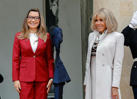 Janja e Brigitte Macron vão a desfile em Paris