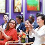 Na China, Janja foca em compromissos culturais em agenda paralela à de Lula