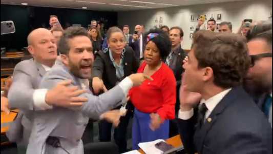 Líderes querem encontro com Lira após brigas em comissões da Câmara | CNN Brasil