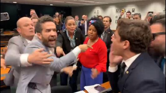 Líderes querem encontro com Lira após brigas em comissões da Câmara | CNN Brasil