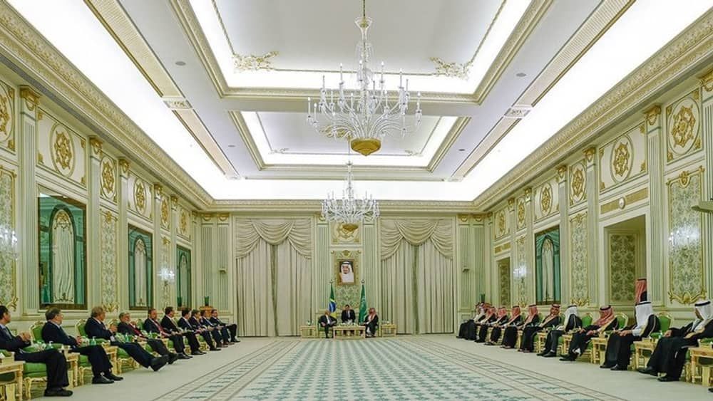Príncipe da Arábia Saudita planeja visitar o Brasil e investir 10 bi de dólares no país até 2030