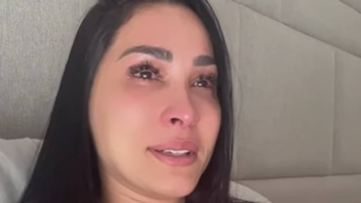 Jaqueline vai às lágrimas após decisão inesperada de time de vôlei