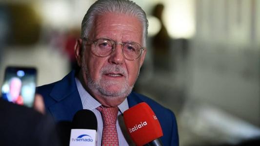 Jaques Wagner confirmou que há conversas para trocar ministra do Turismo, Daniela Carneiro